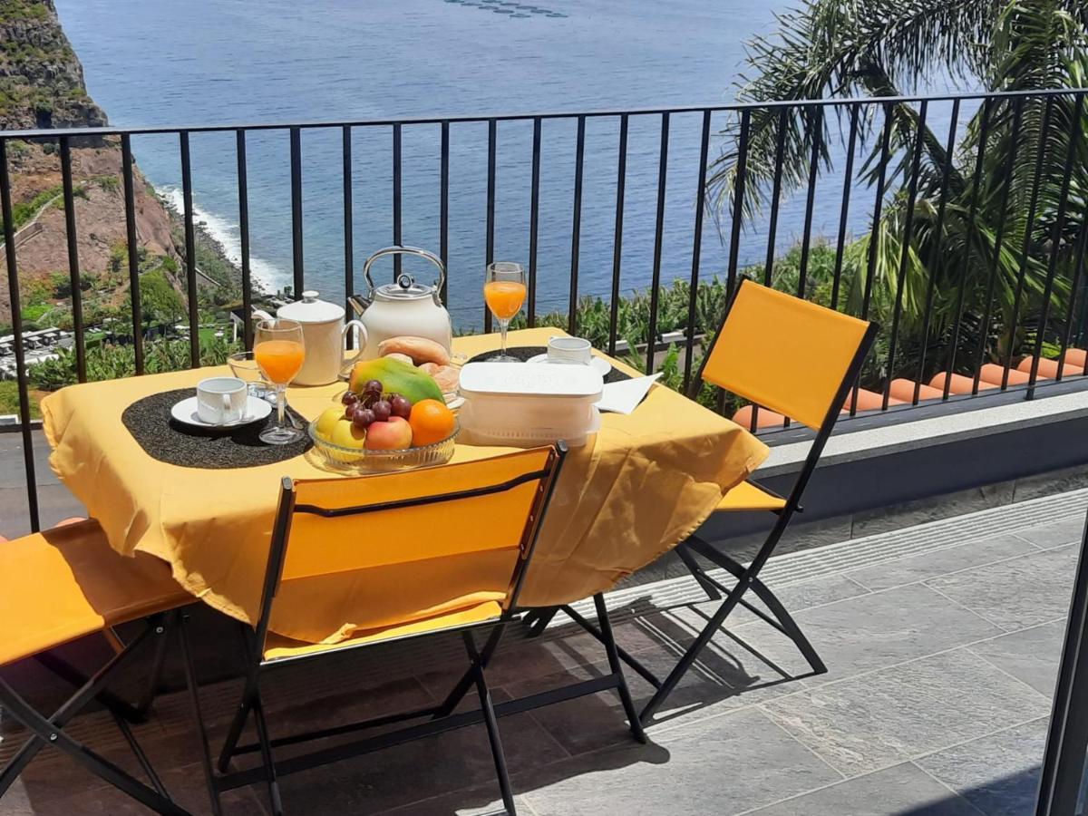 Zeza'S Sky Apartment Calheta  Exterior photo