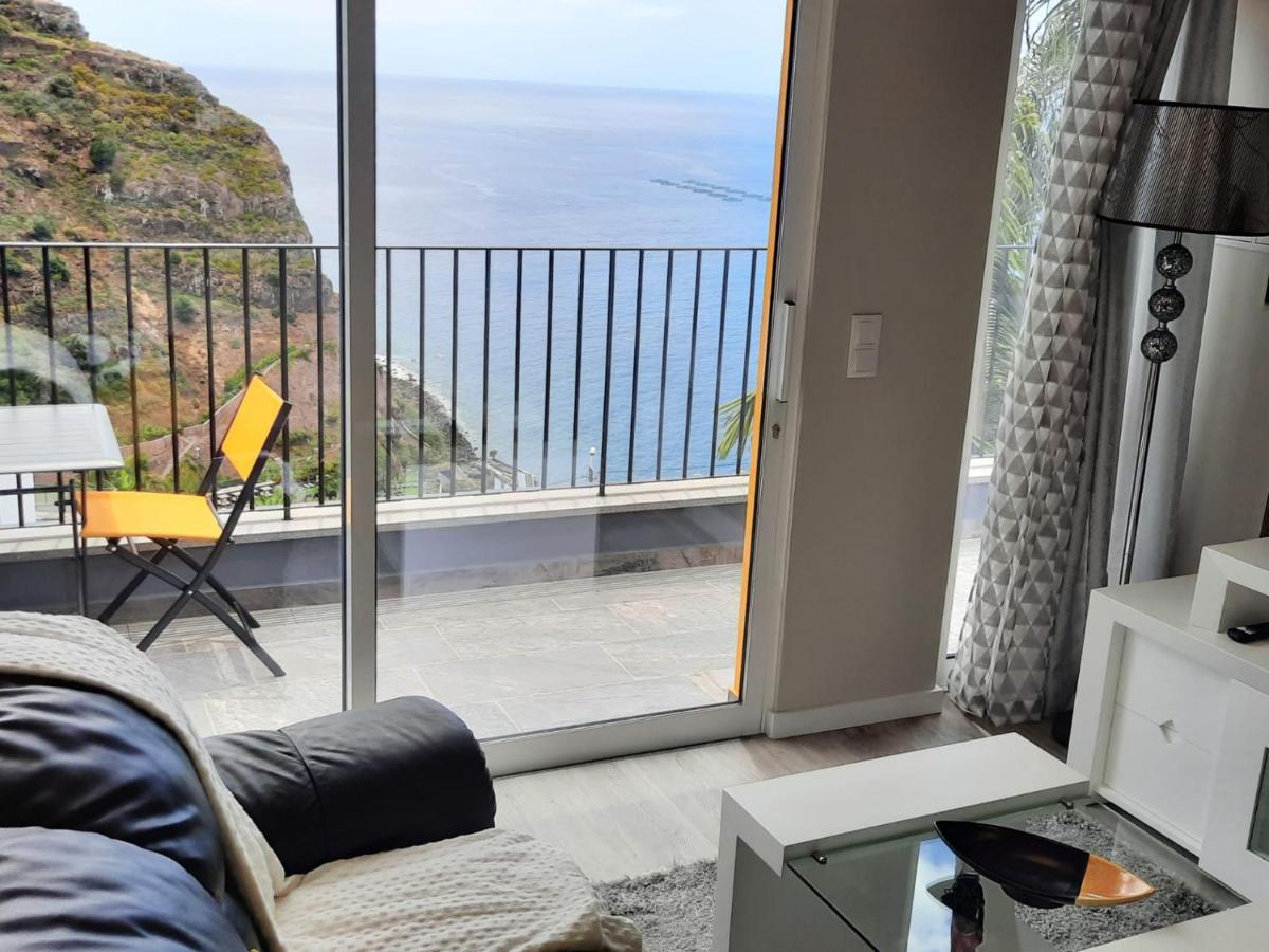 Zeza'S Sky Apartment Calheta  Exterior photo