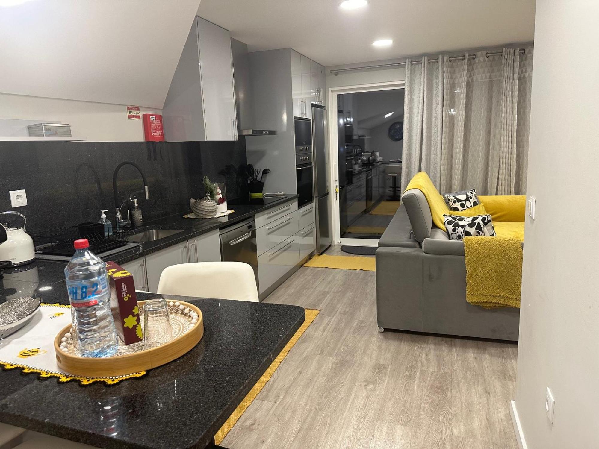 Zeza'S Sky Apartment Calheta  Exterior photo
